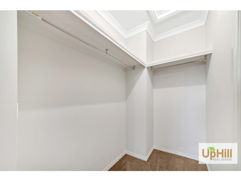 2C  Henry street, Pakenham VIC 3810