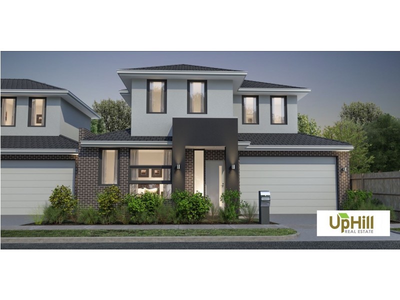 32 AMESBURY WAY, Clyde North VIC 3978