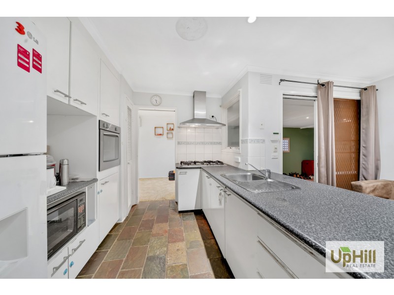 3 Gregory Court, Cranbourne North VIC 3977