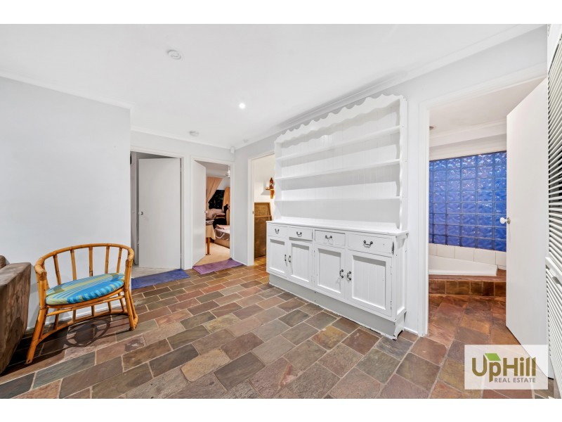 3 Gregory Court, Cranbourne North VIC 3977