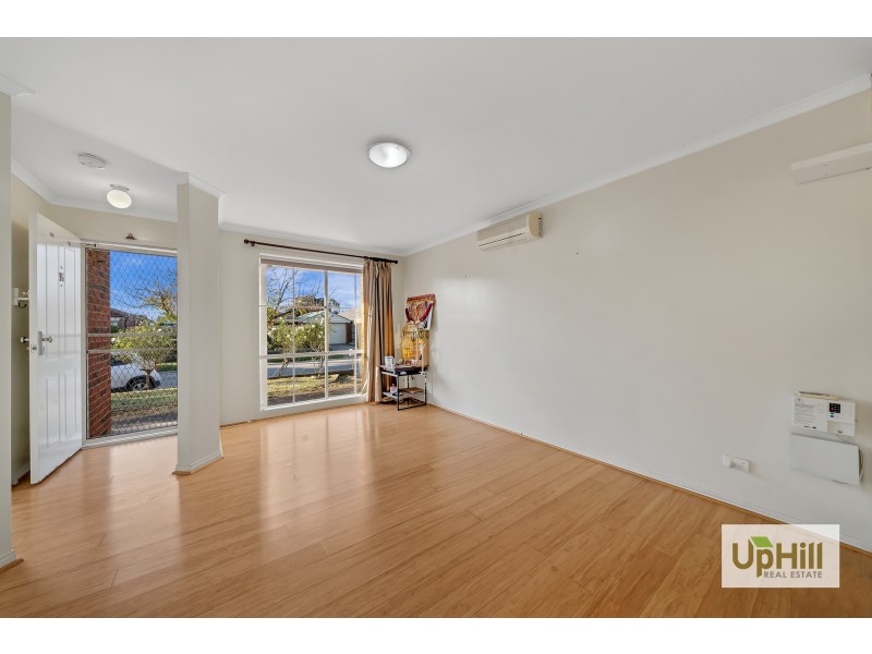 9 Tauna Place, Cranbourne West VIC 3977