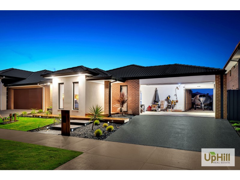 45 Castillo Avenue, Clyde North VIC 3978