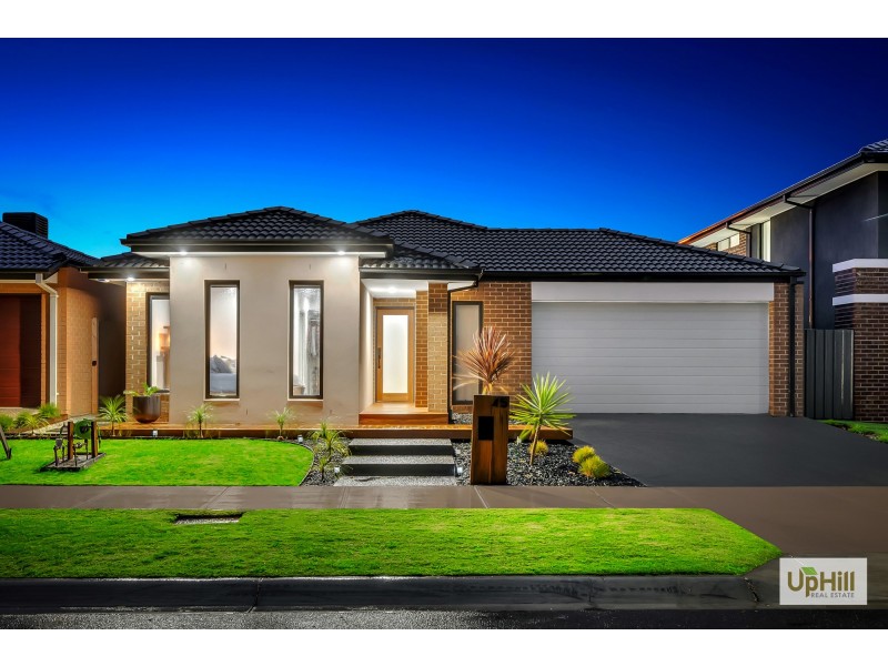 45 Castillo Avenue, Clyde North VIC 3978