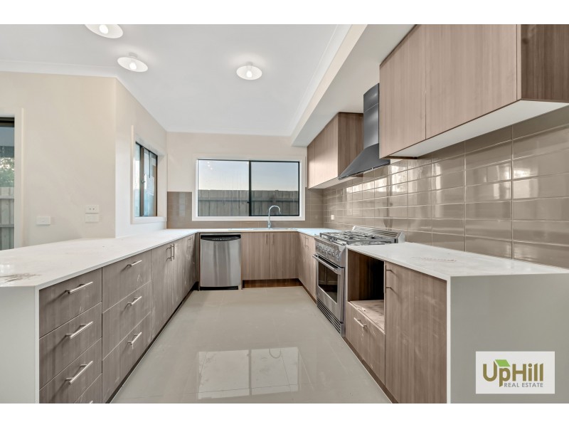 Cranbourne East VIC 3977