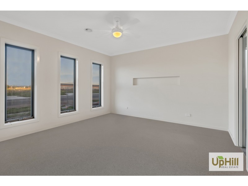 Cranbourne East VIC 3977
