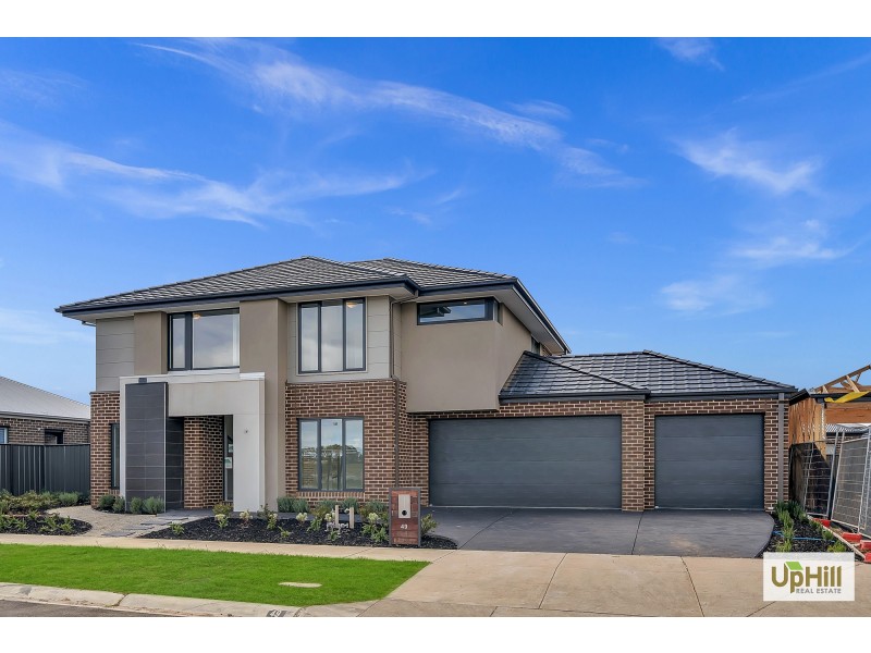 49 WINCHCOMBE WAY, Cranbourne North VIC 3977