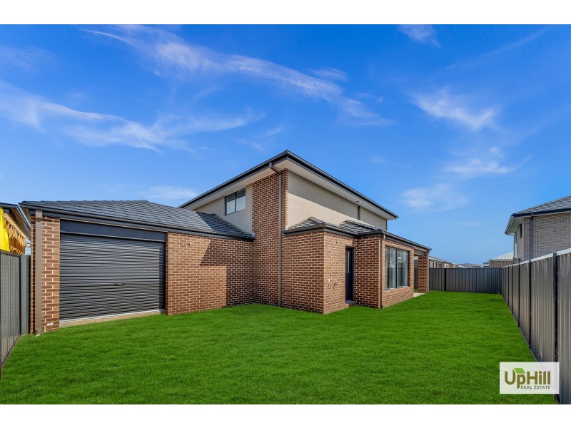 49 WINCHCOMBE WAY, Cranbourne North VIC 3977