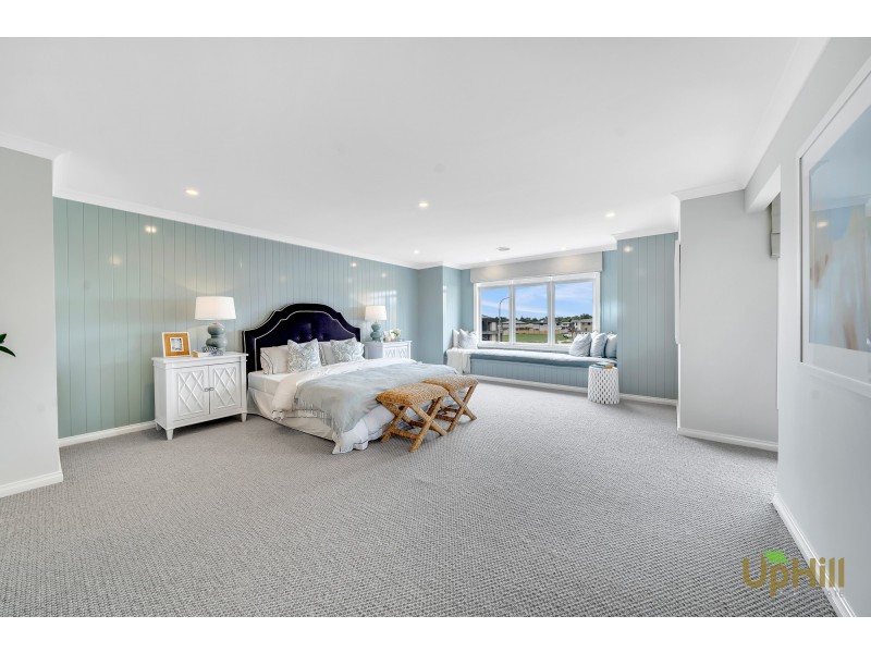 Clyde North VIC 3978