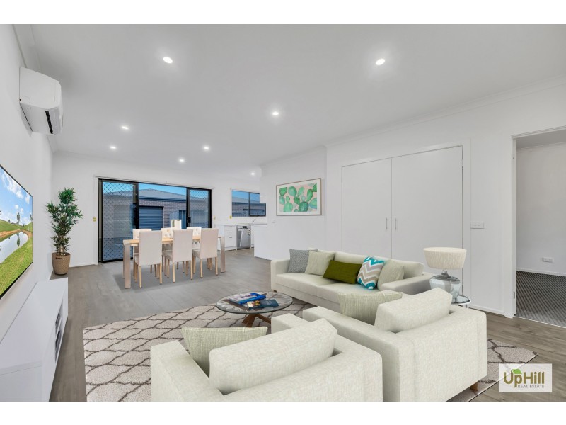 18 Bayview road, Officer VIC 3809