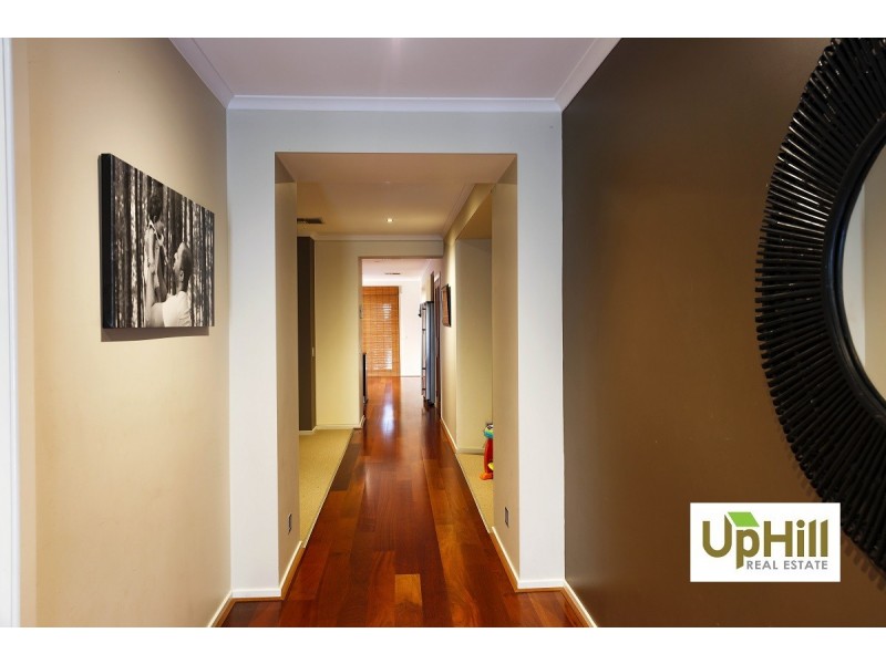 22   Fallingwater Drive, Pakenham VIC 3810