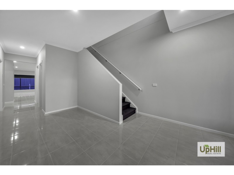 Clyde North VIC 3978