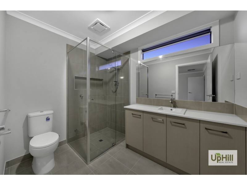 Clyde North VIC 3978