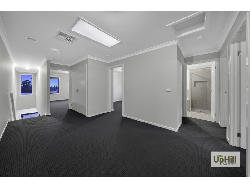 Clyde North VIC 3978