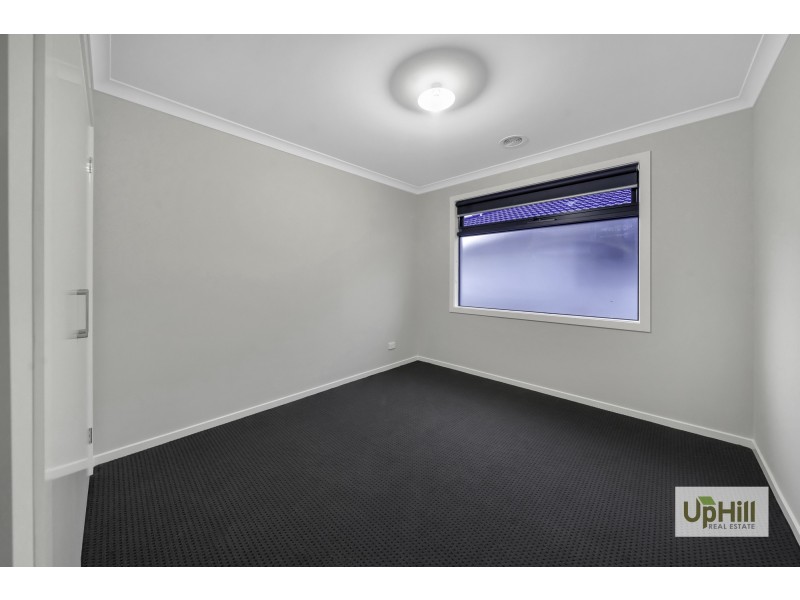 Clyde North VIC 3978