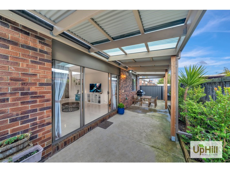 47 Burford Way, Cranbourne North VIC 3977