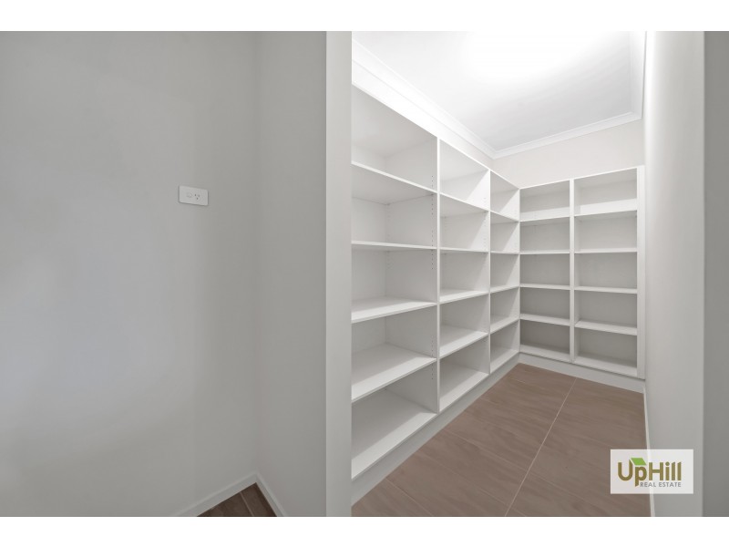 15 JUBILEE ROAD, Clyde VIC 3978