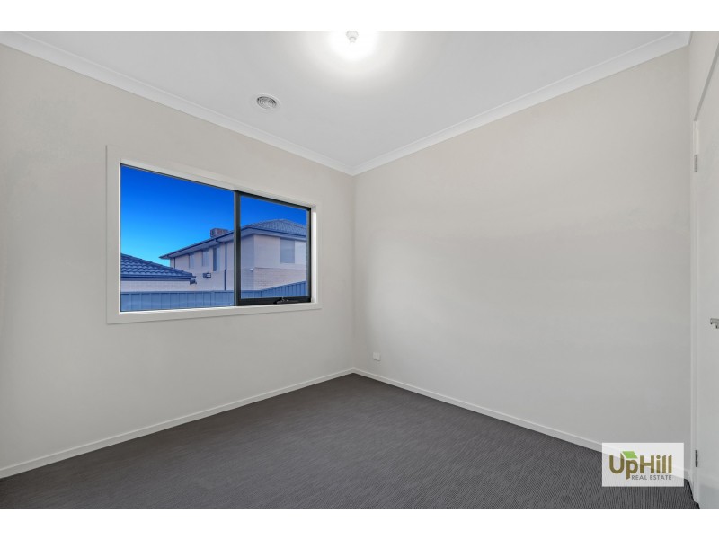 15 JUBILEE ROAD, Clyde VIC 3978