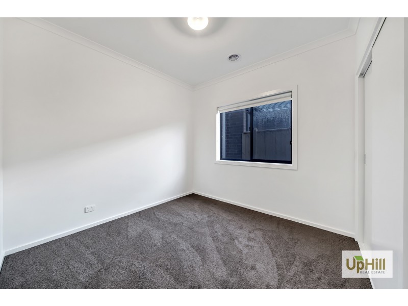 6 Lefrant Way, Cranbourne South VIC 3977