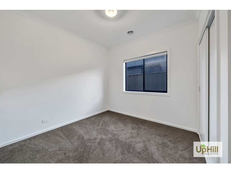 6 Lefrant Way, Cranbourne South VIC 3977