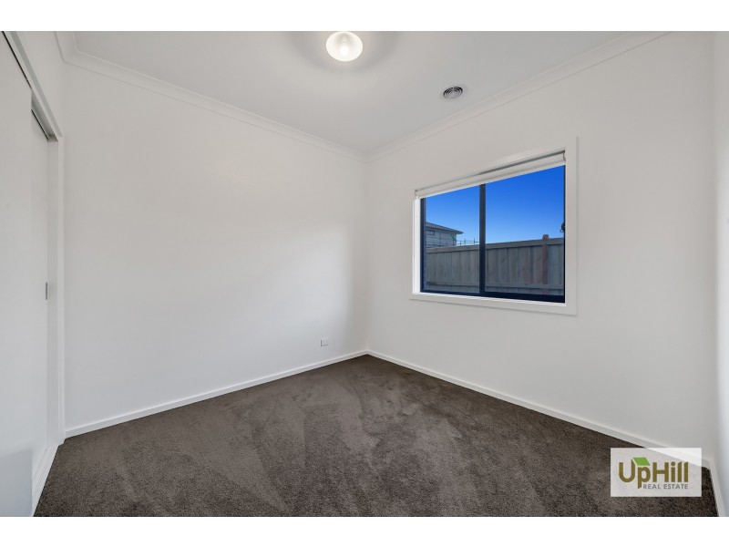 6 Lefrant Way, Cranbourne South VIC 3977