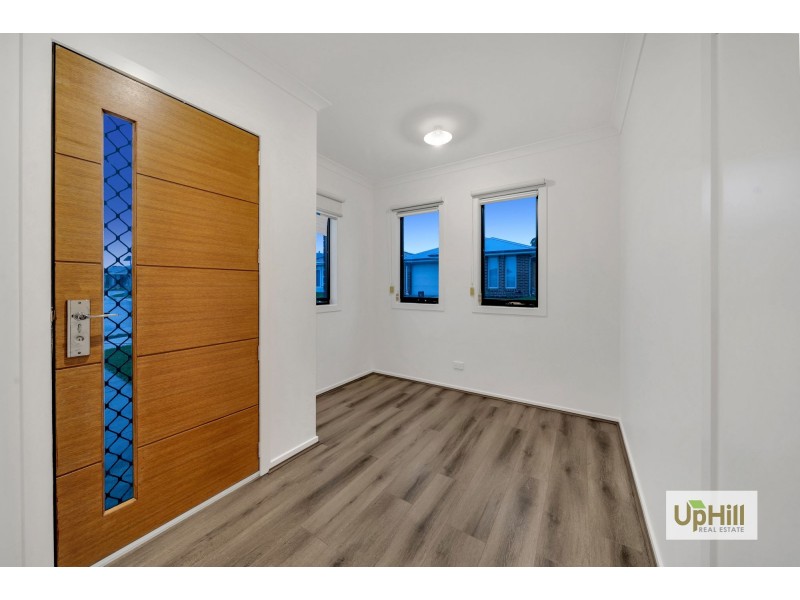 15 Cardiff Circuit, Carrum Downs VIC 3201