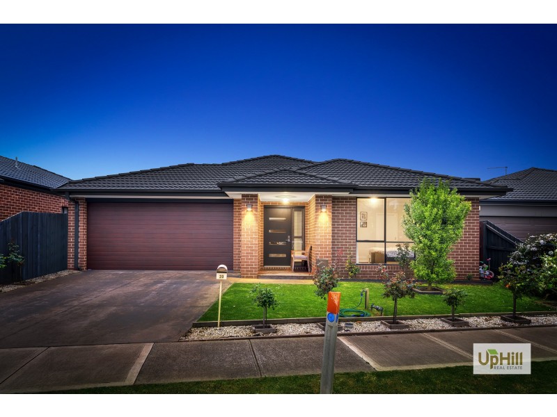 20 Avisha Way, Narre Warren VIC 3805