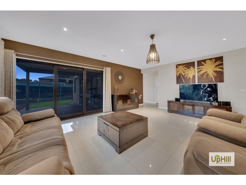 20 Avisha Way, Narre Warren VIC 3805