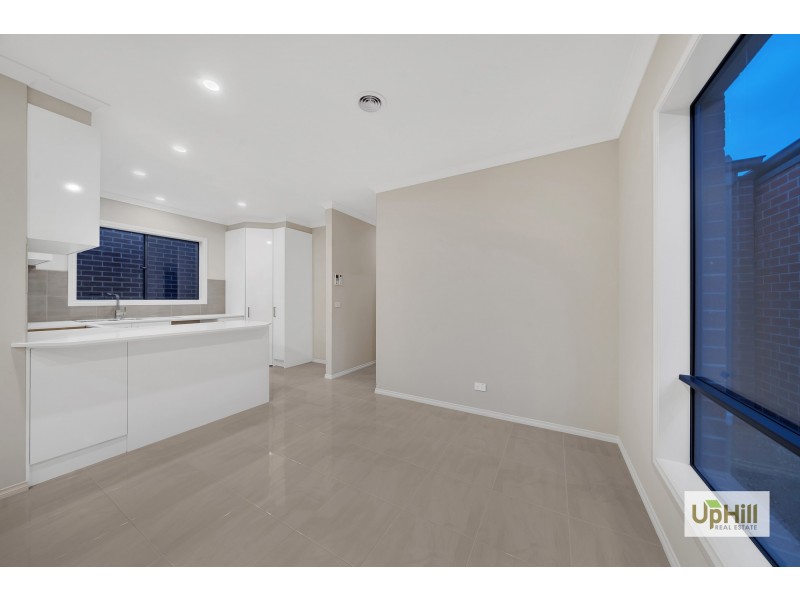 5 CANN STREET, Clyde VIC 3978