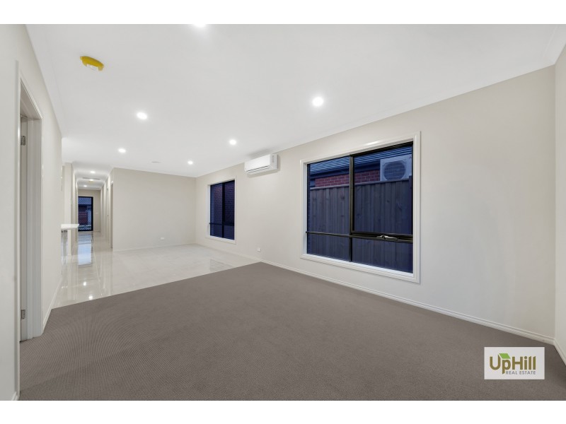 5 CANN STREET, Clyde VIC 3978