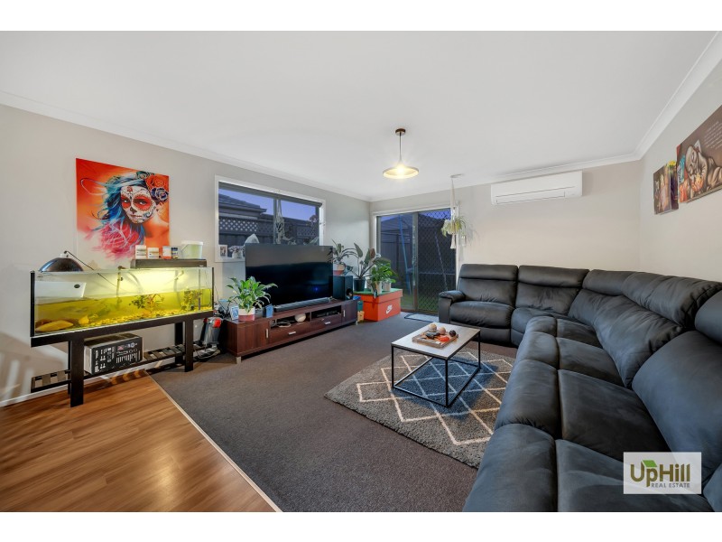 7 Dream Avenue, Clyde North VIC 3978