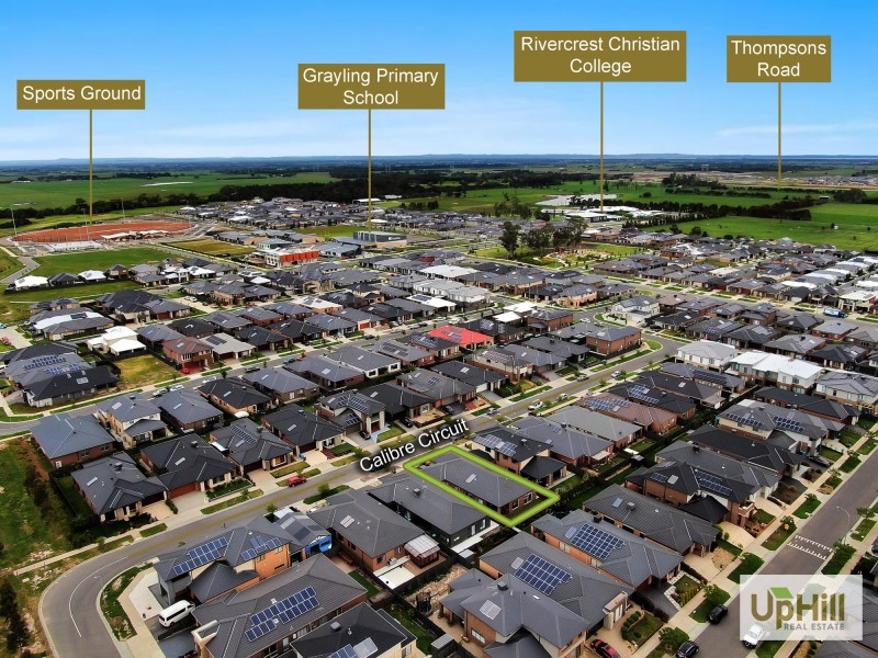 17 CALIBRE CIRCUIT, Clyde North VIC 3978