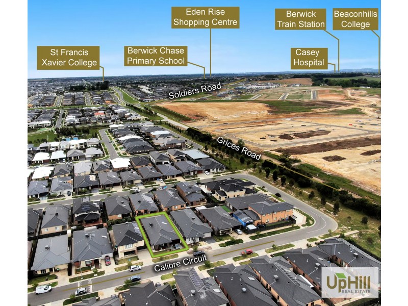 17 CALIBRE CIRCUIT, Clyde North VIC 3978