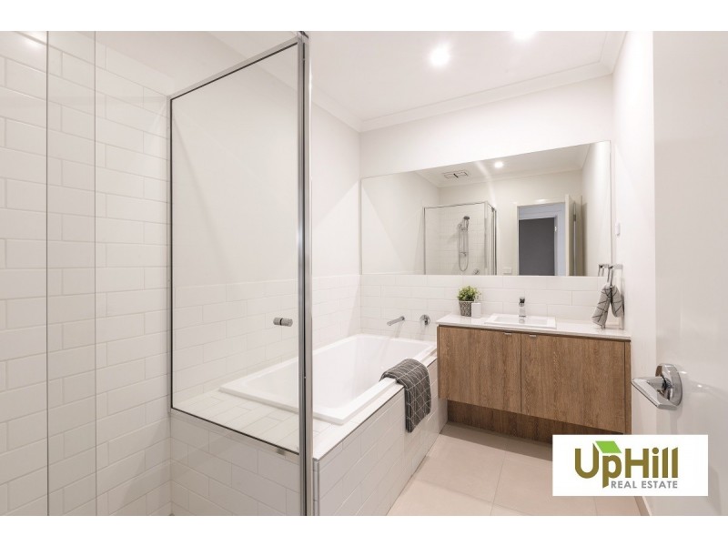 6 Caesar Street, Officer VIC 3809