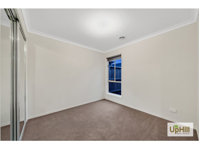 16 Titan lodge walk, Pakenham VIC 3810