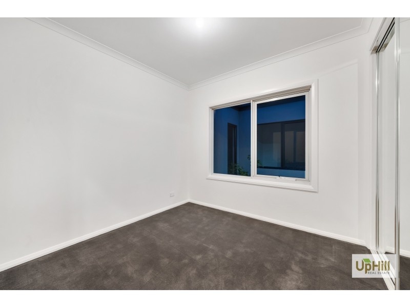 24 Hunt Way, Pakenham VIC 3810