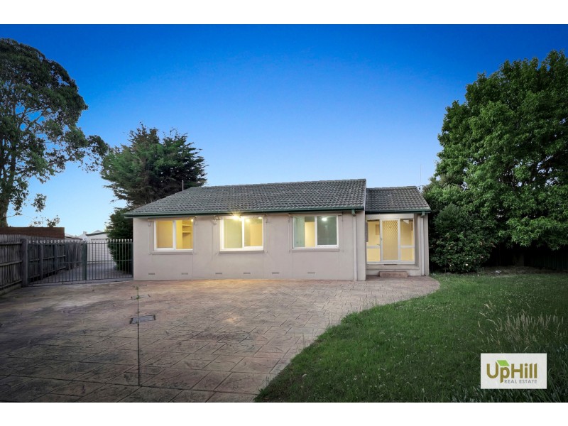 11 Ambleside Crescent, Berwick VIC 3806
