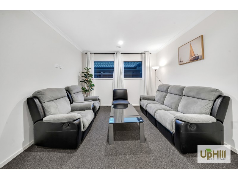 4 Poe Circuit, Officer VIC 3809