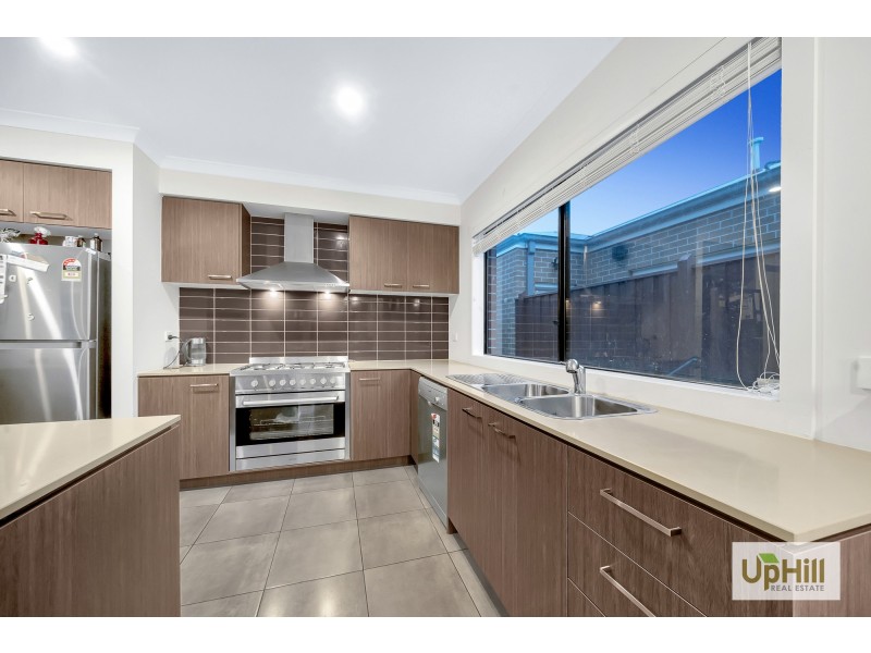 4 Poe Circuit, Officer VIC 3809