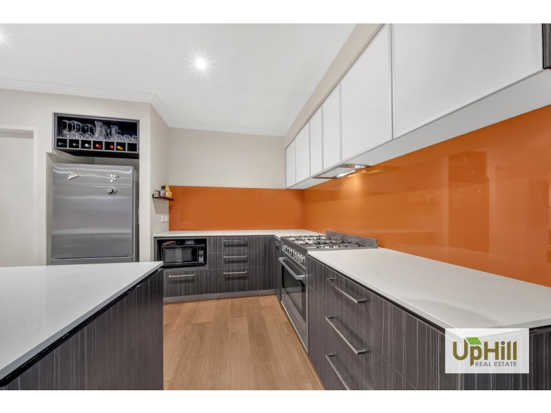 35 Datura Avenue, Cranbourne North VIC 3977