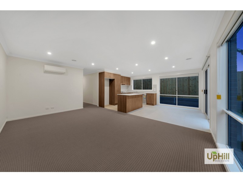 11-2/21 Mckindlay Street, Drouin VIC 3818