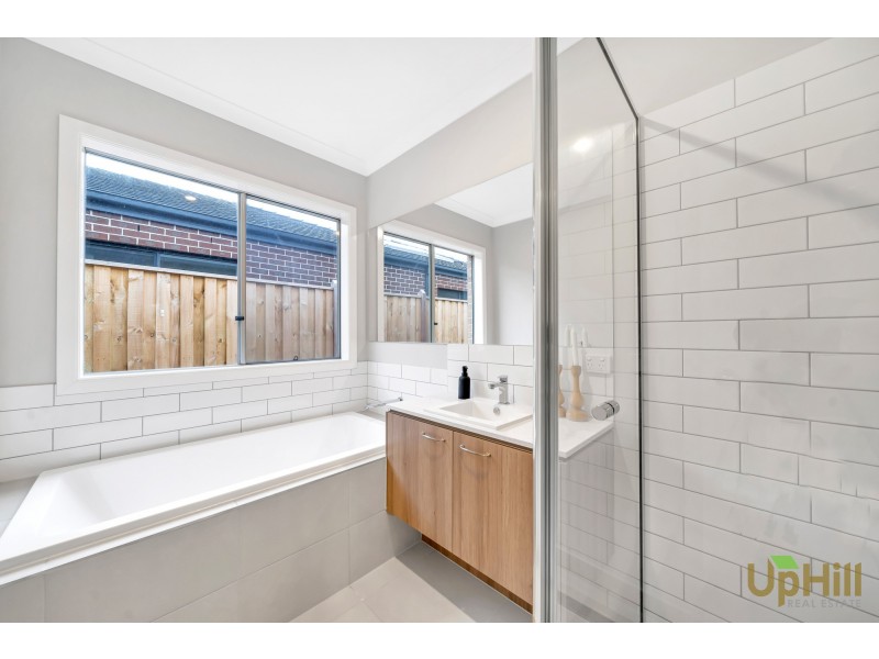 Lot 2251 Falkor Road, Officer VIC 3809