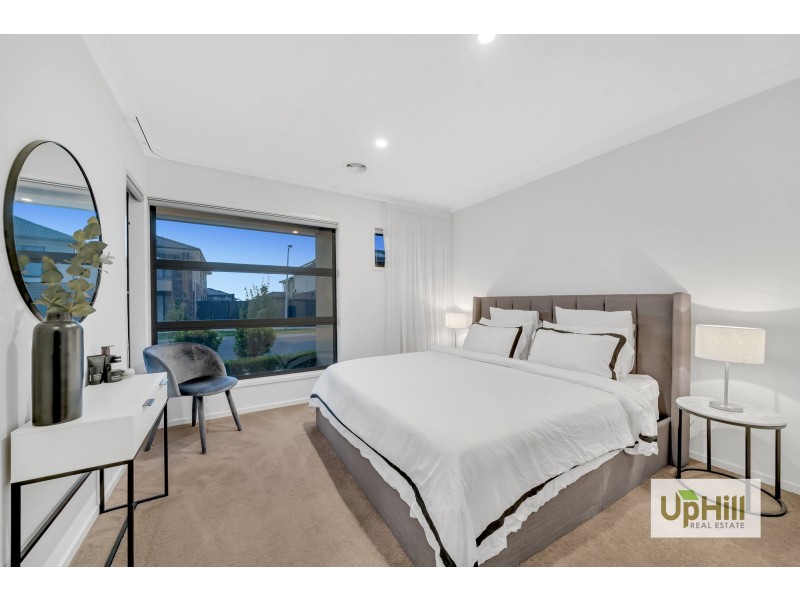 5 Danube Road, Clyde VIC 3978