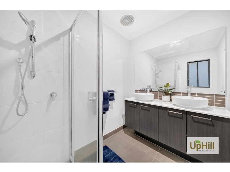 5 Danube Road, Clyde VIC 3978