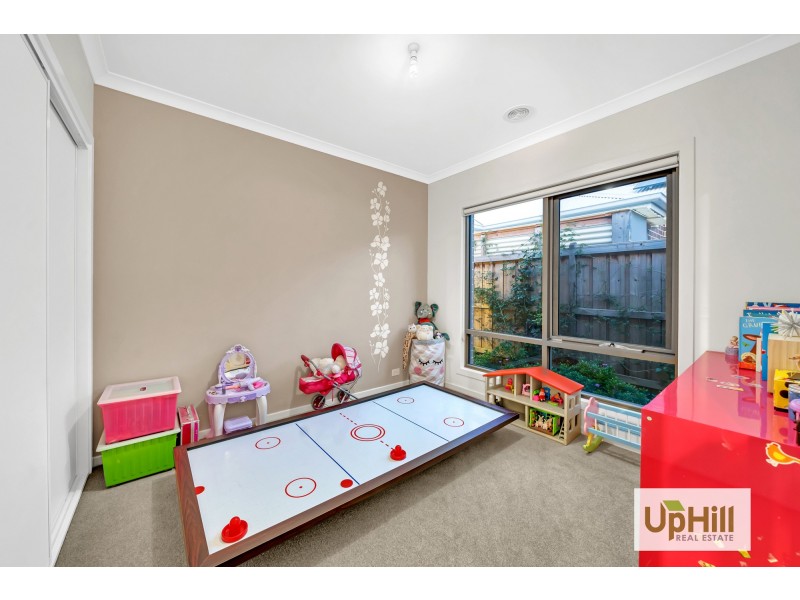 36 COMPTON WAY, Clyde North VIC 3978