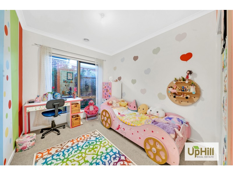 36 COMPTON WAY, Clyde North VIC 3978