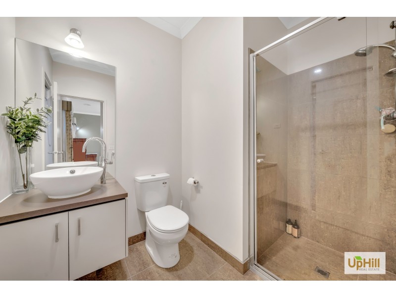 1 Datura Avenue, Cranbourne North VIC 3977
