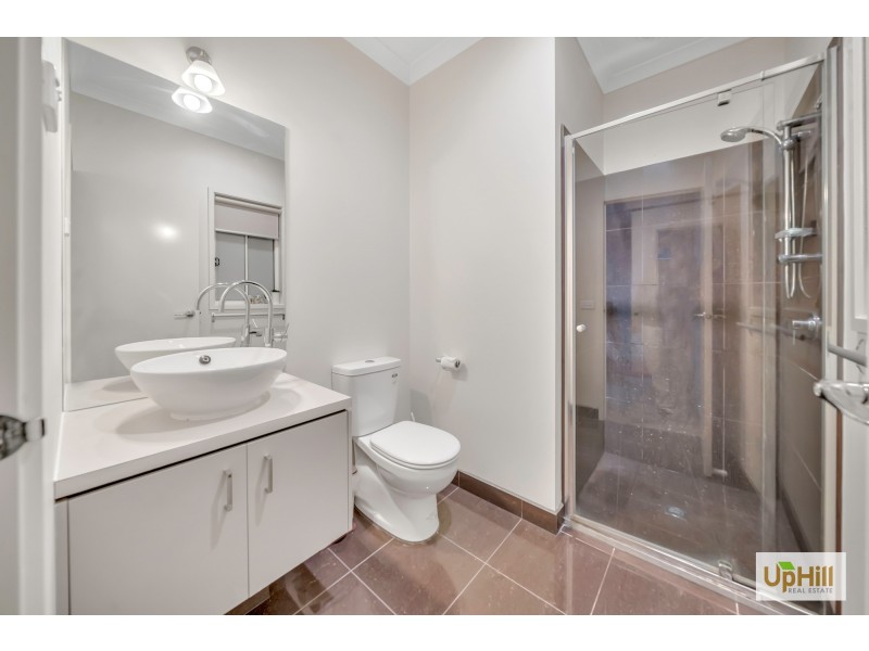 1 Datura Avenue, Cranbourne North VIC 3977