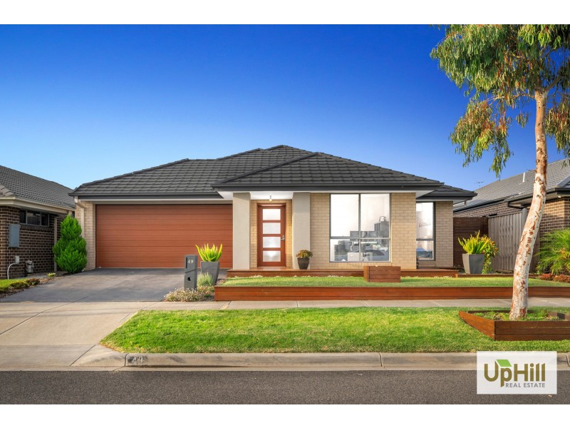 49 Leyland Drive, Narre Warren South VIC 3805