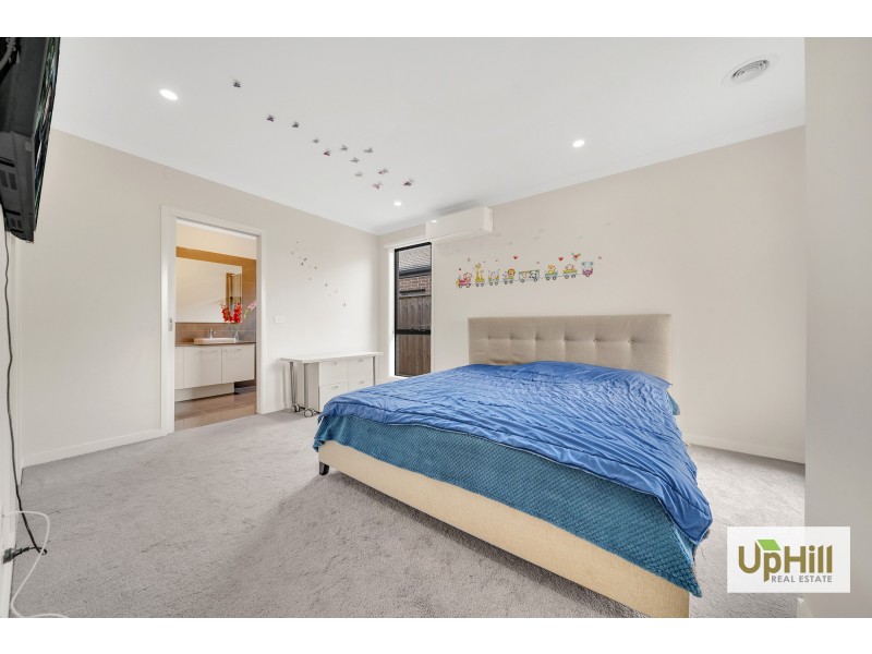 49 Leyland Drive, Narre Warren South VIC 3805