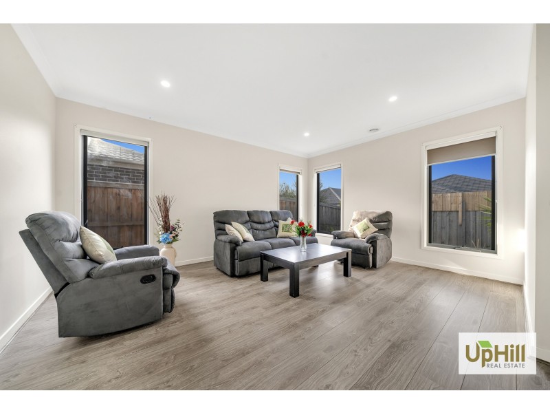 49 Leyland Drive, Narre Warren South VIC 3805